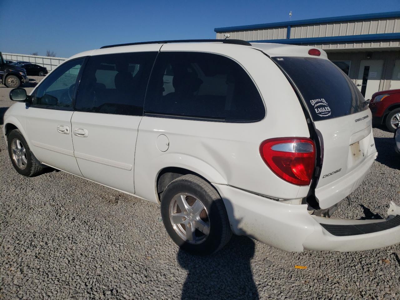 2007 Dodge Caravan - Image 2