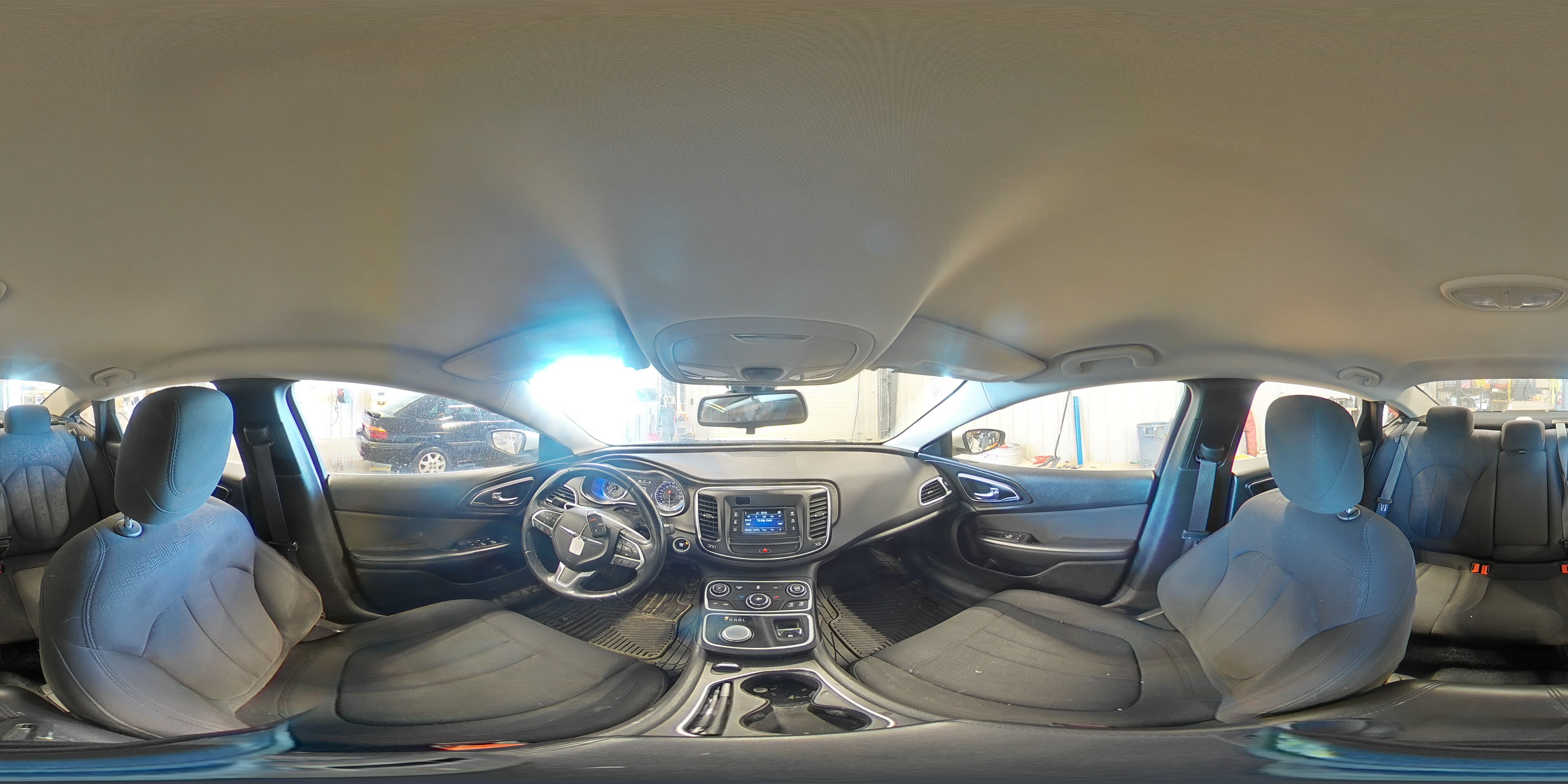 2015 Chrysler 200 - Image 14