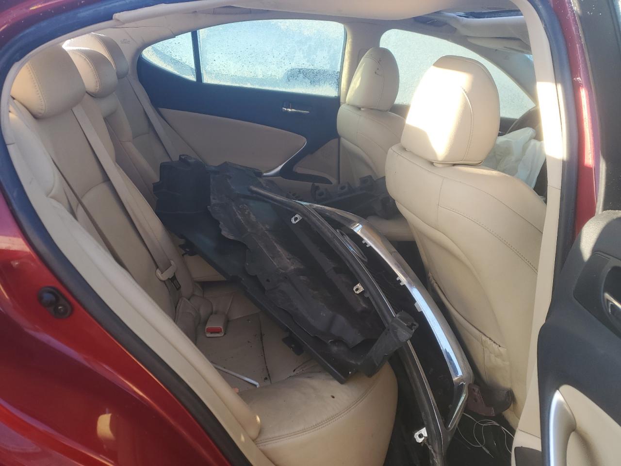 2008 Lexus IS - Image 11