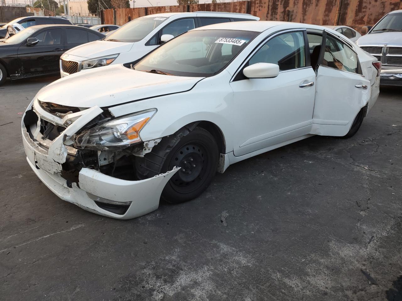 2014 Nissan Altima - Image 1