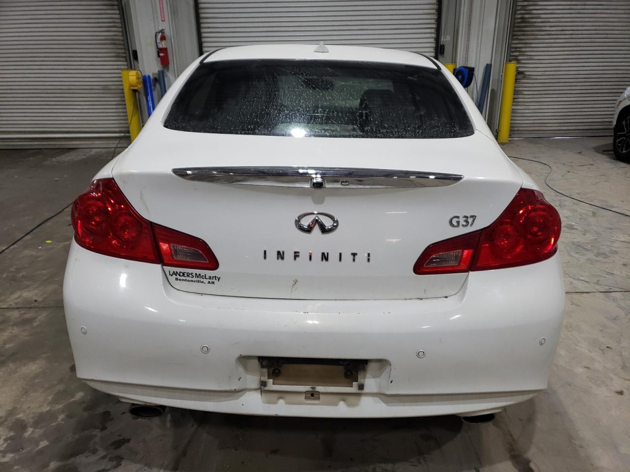2011 Infiniti G - Image 6