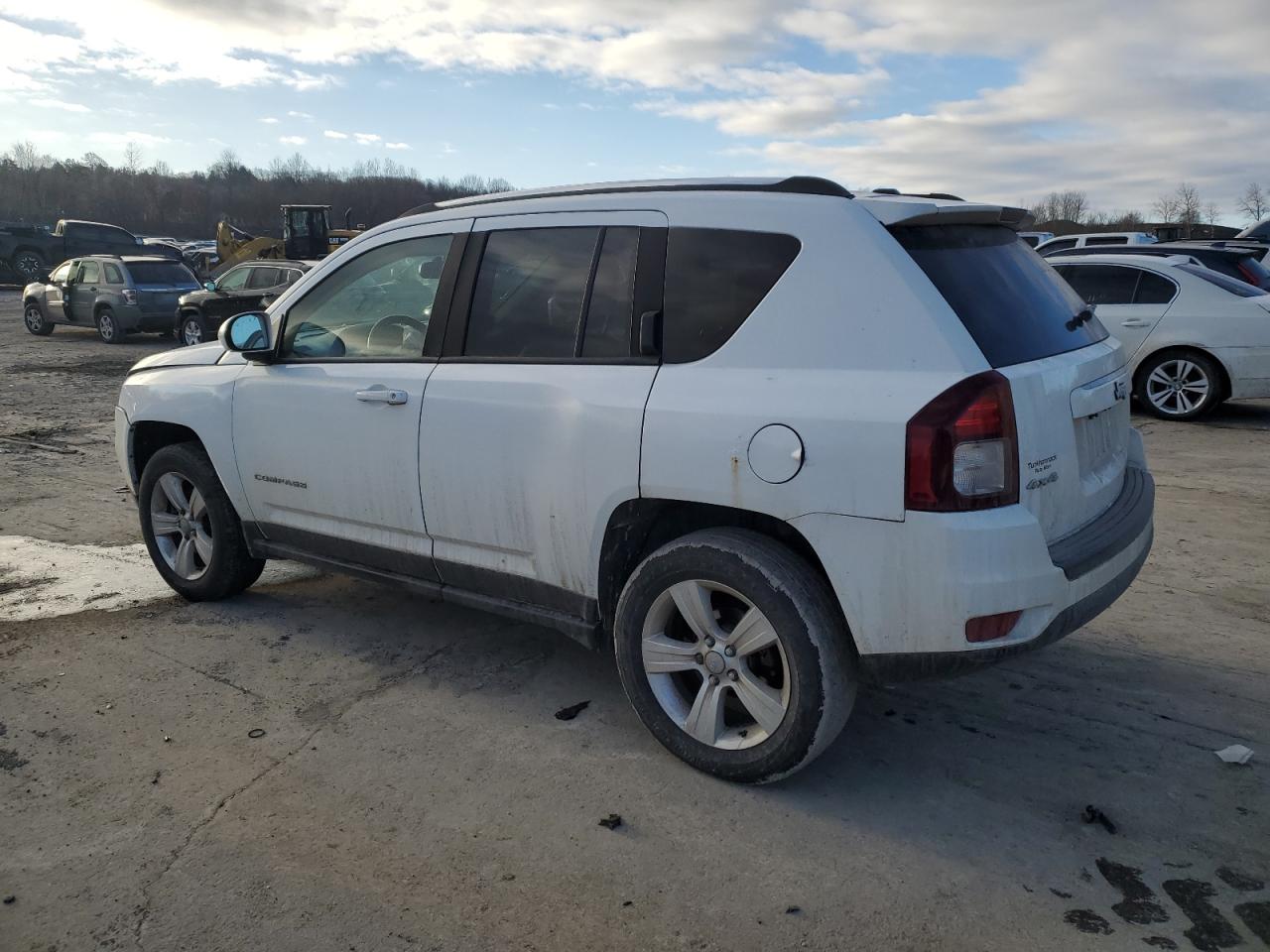 2015 Jeep Compass - Image 2