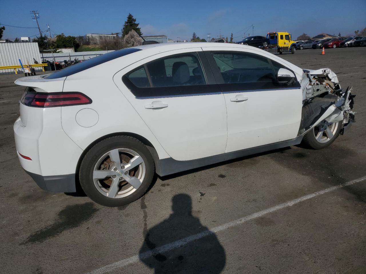 2015 Chevrolet Volt - Image 3