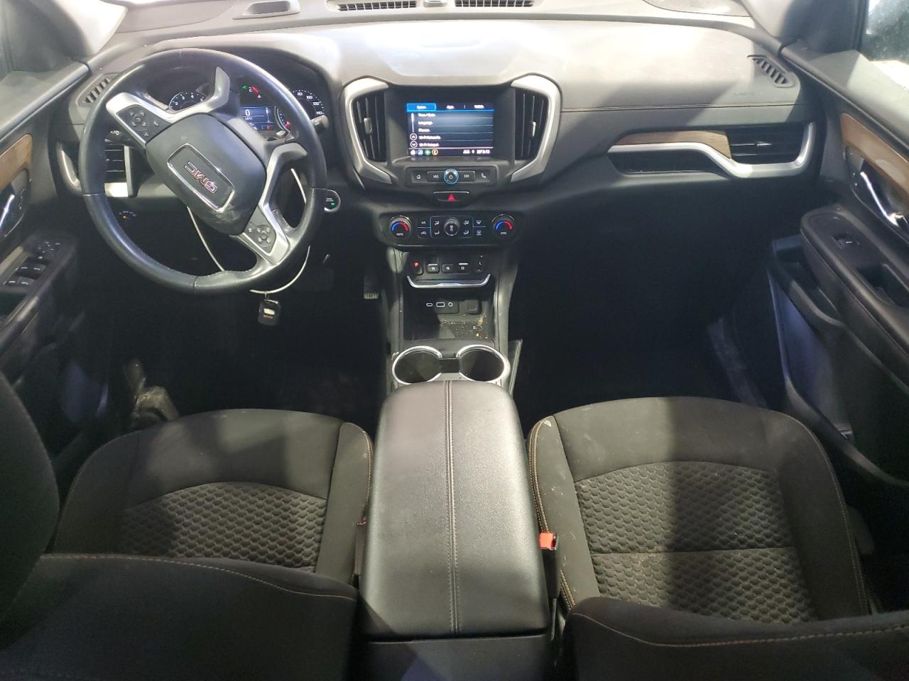 2021 GMC Terrain - Image 8