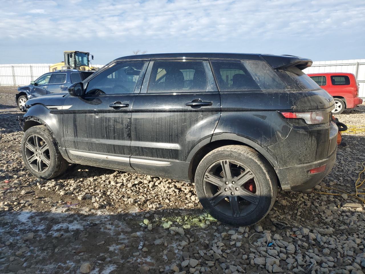 2015 Land Rover Range Rover - Image 2
