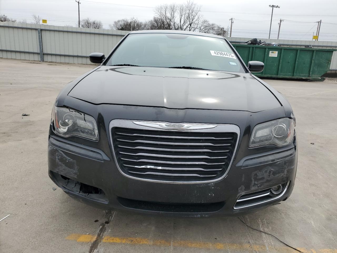 2014 Chrysler 300 - Image 5
