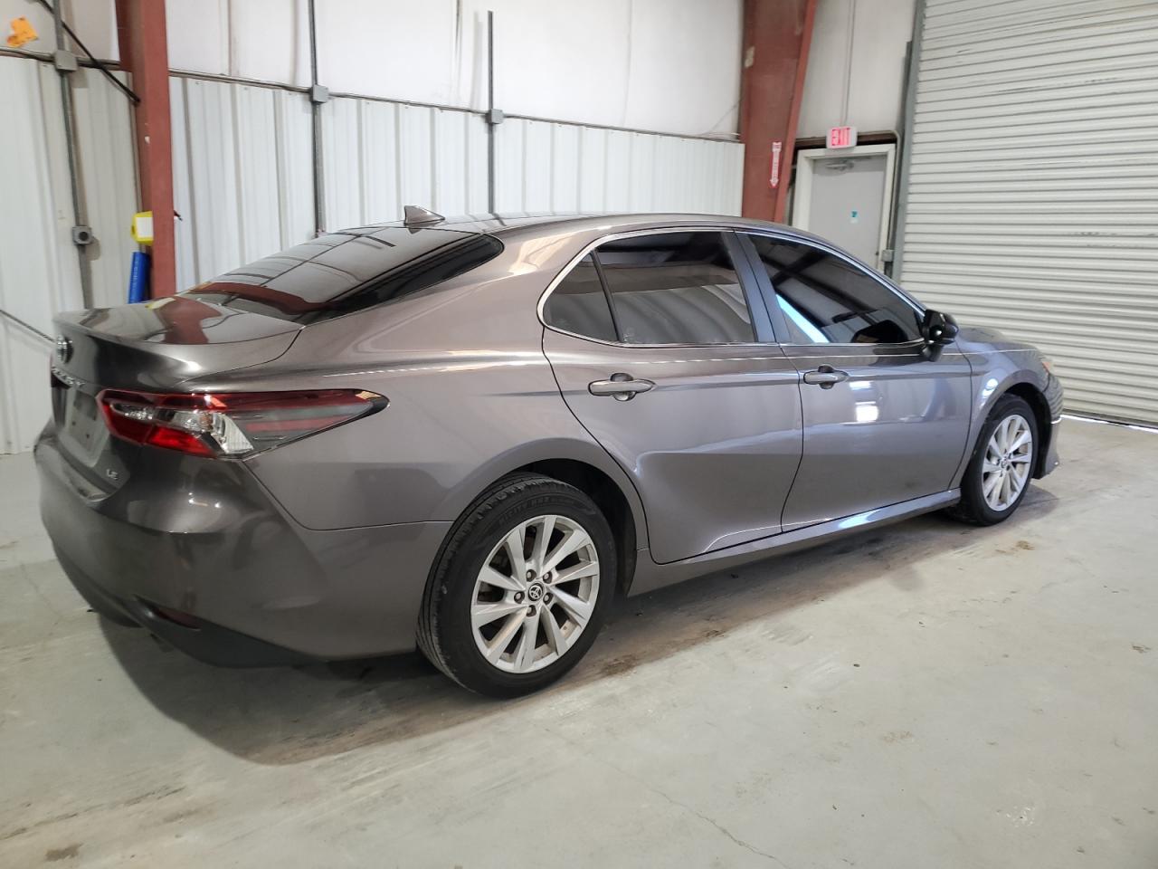 2021 Toyota Camry - Image 3