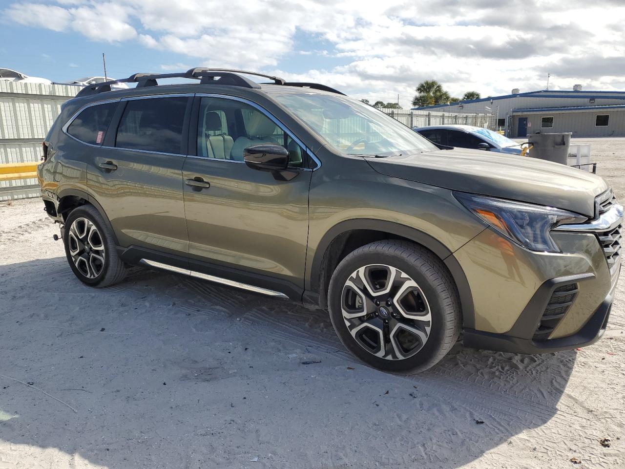 2024 Subaru Ascent - Image 4