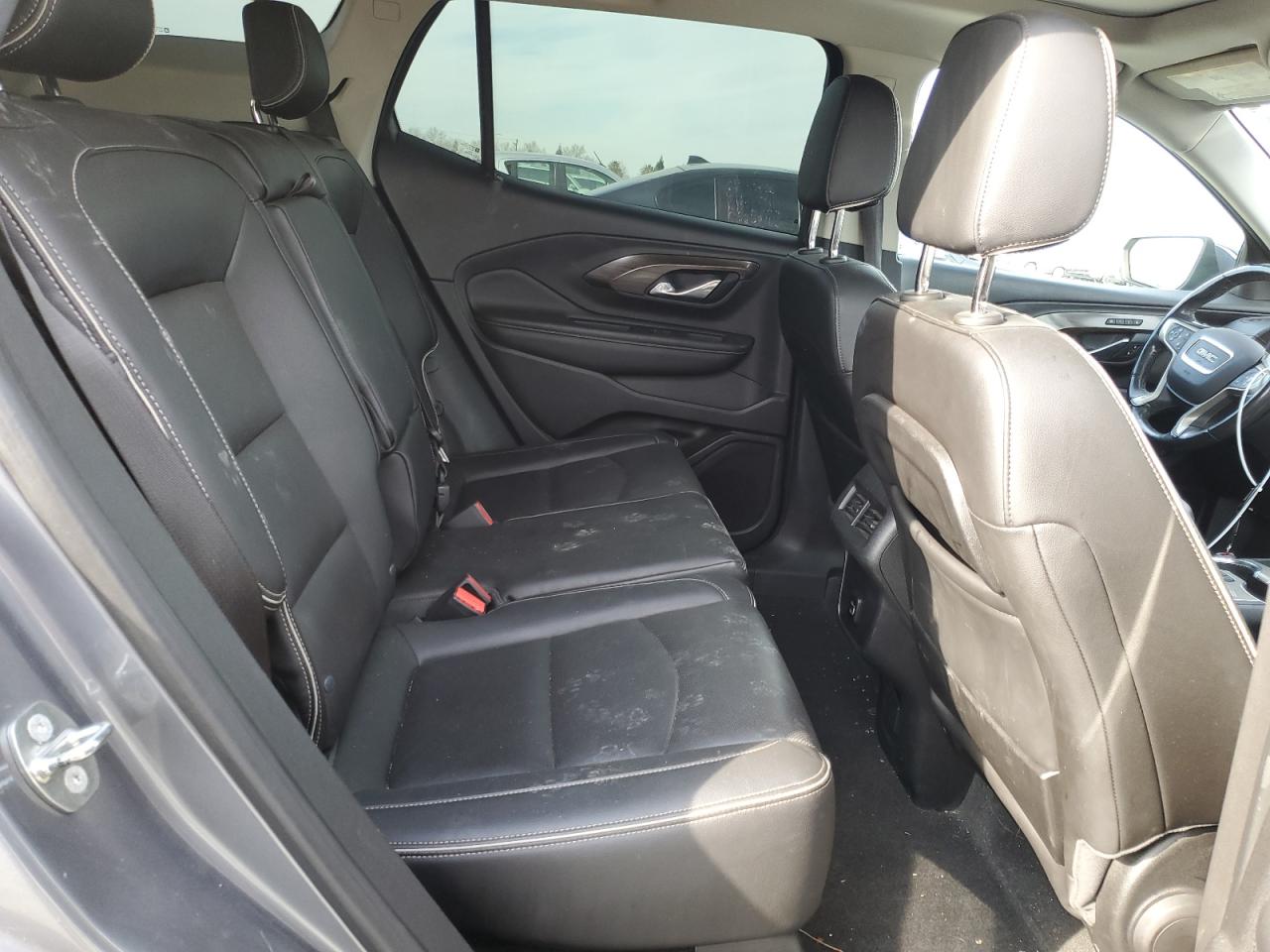 2018 GMC Terrain - Image 11