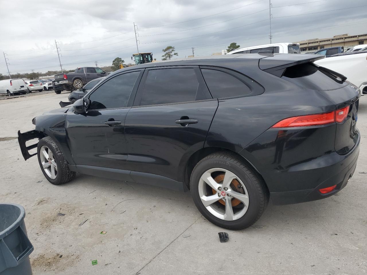 2018 Jaguar F-Pace - Image 2