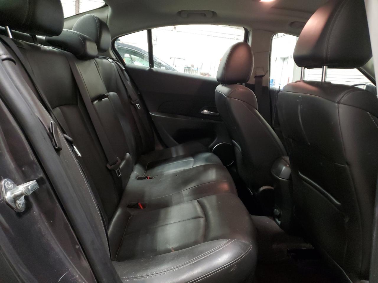 2011 Chevrolet Cruze - Image 10