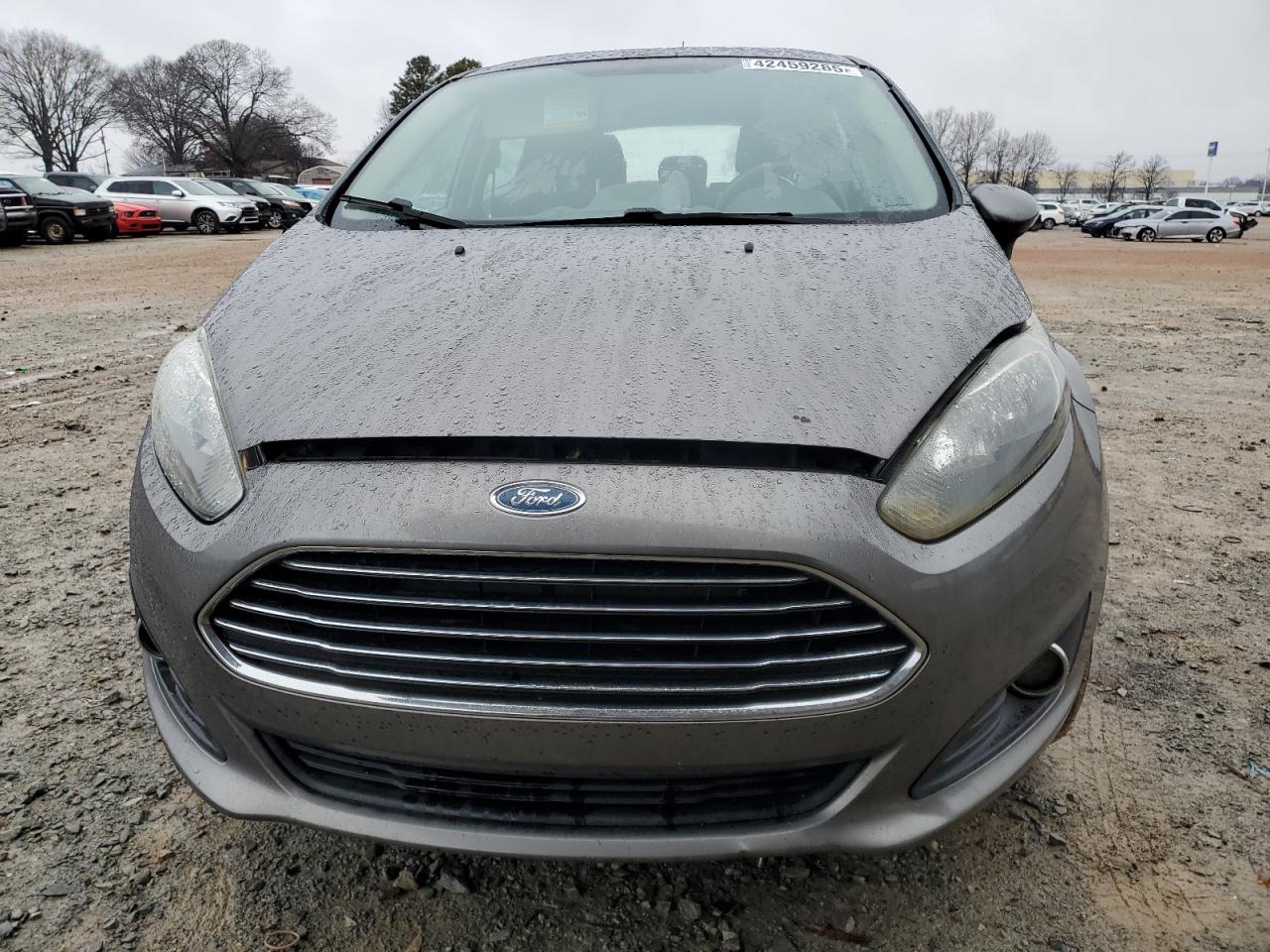 2014 Ford Fiesta - Image 5