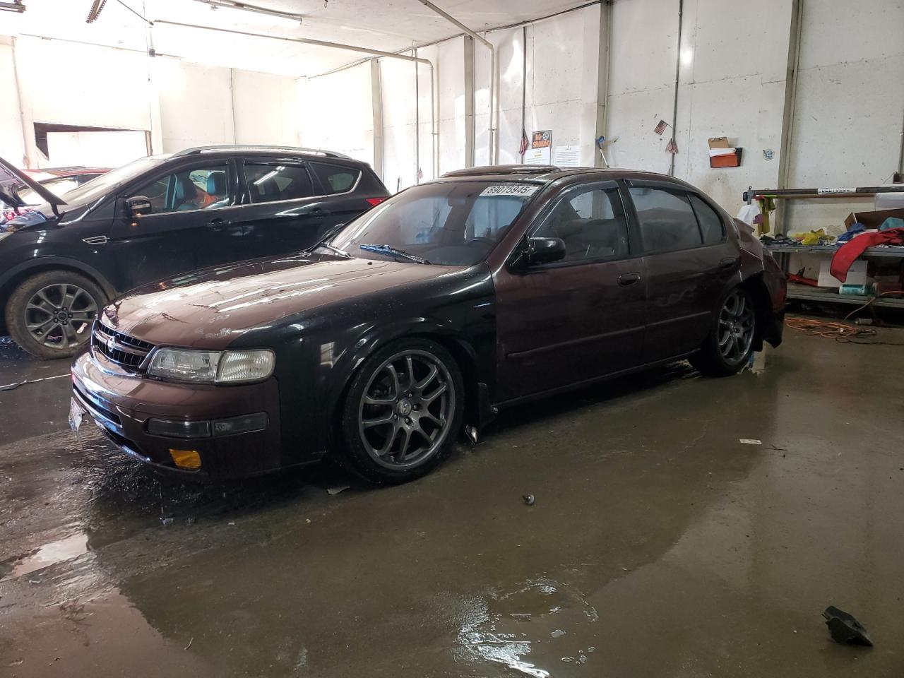 1999 Nissan Maxima - Image 1