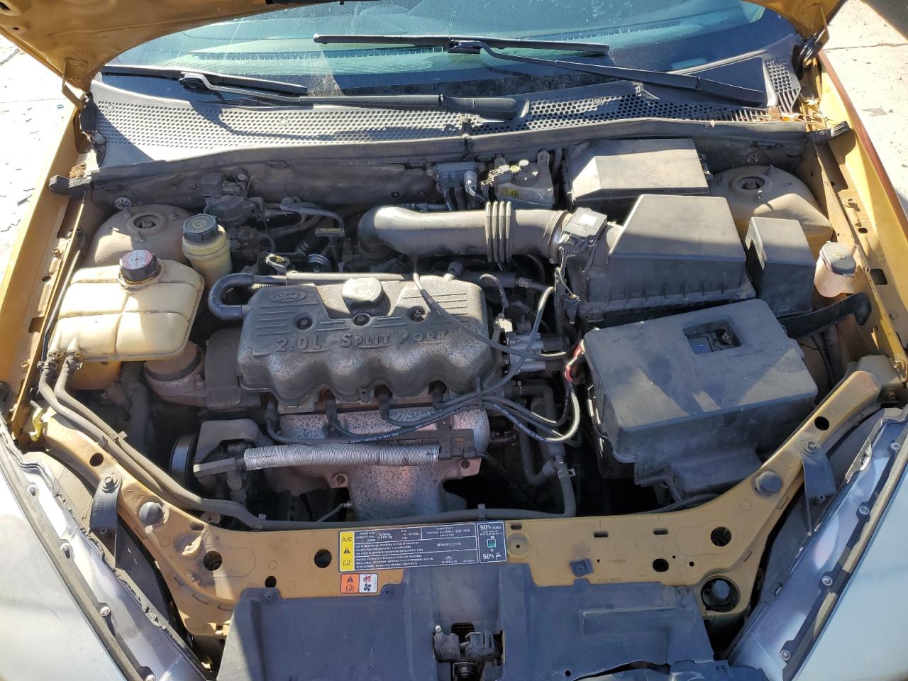 2001 Ford Focus - Image 13