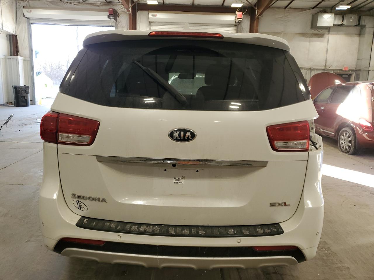 2016 Kia Sedona - Image 6