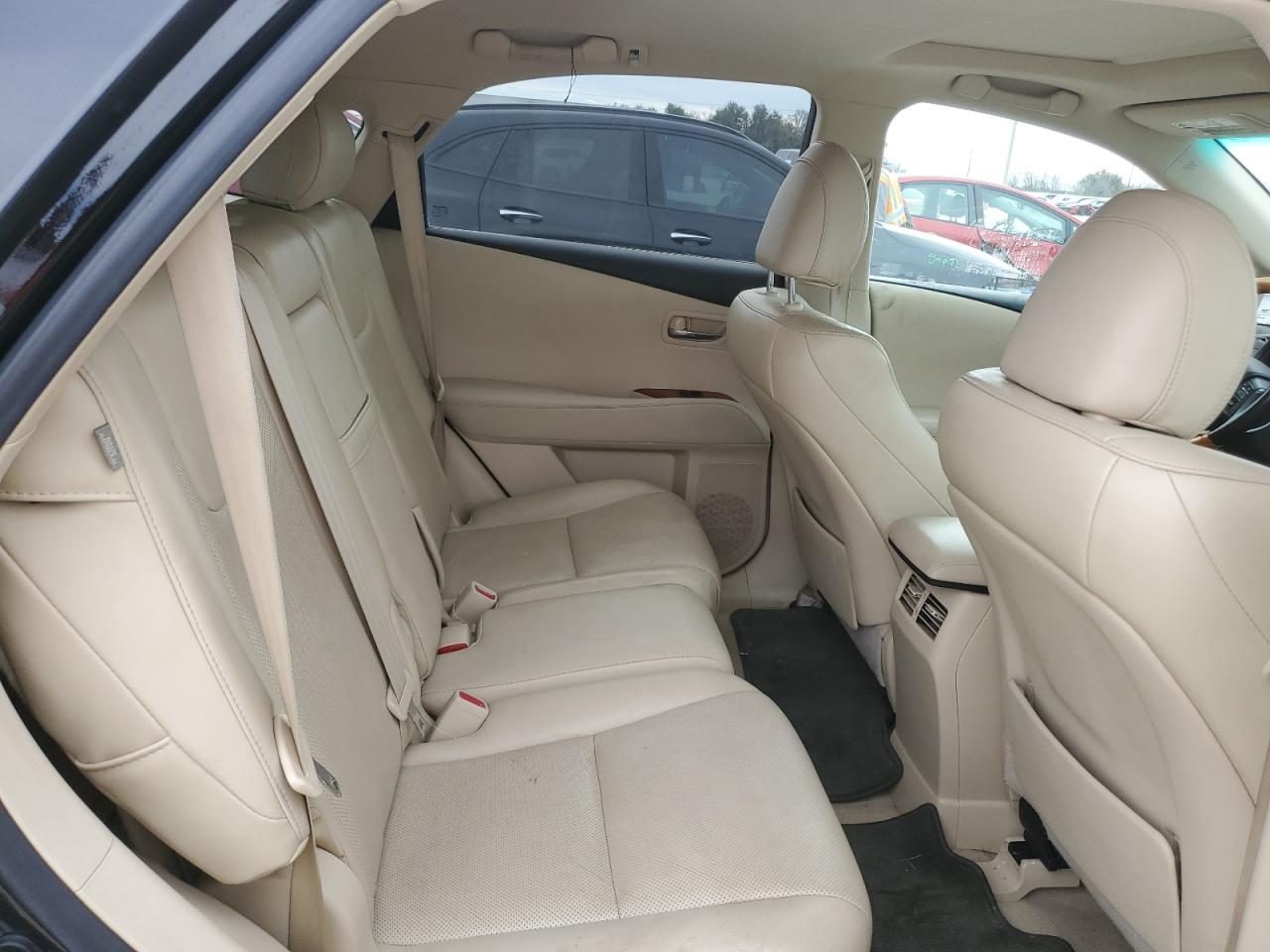 2011 Lexus RX - Image 11