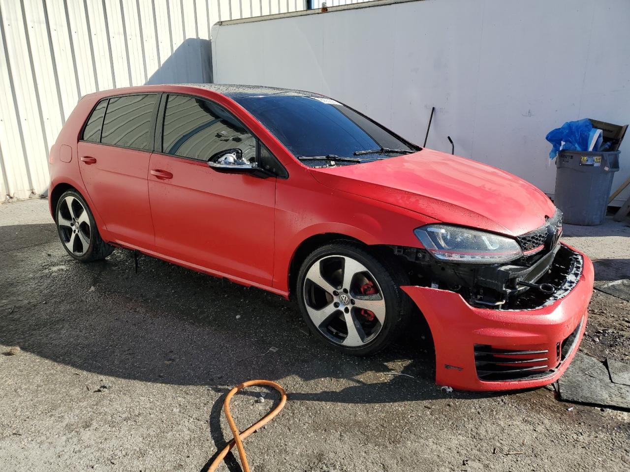 2016 Volkswagen GTI - Image 4