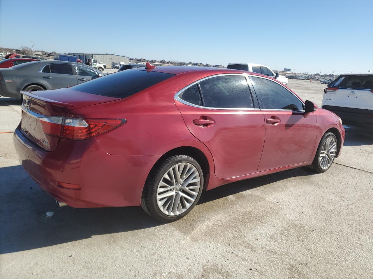 2013 Lexus ES - Image 3