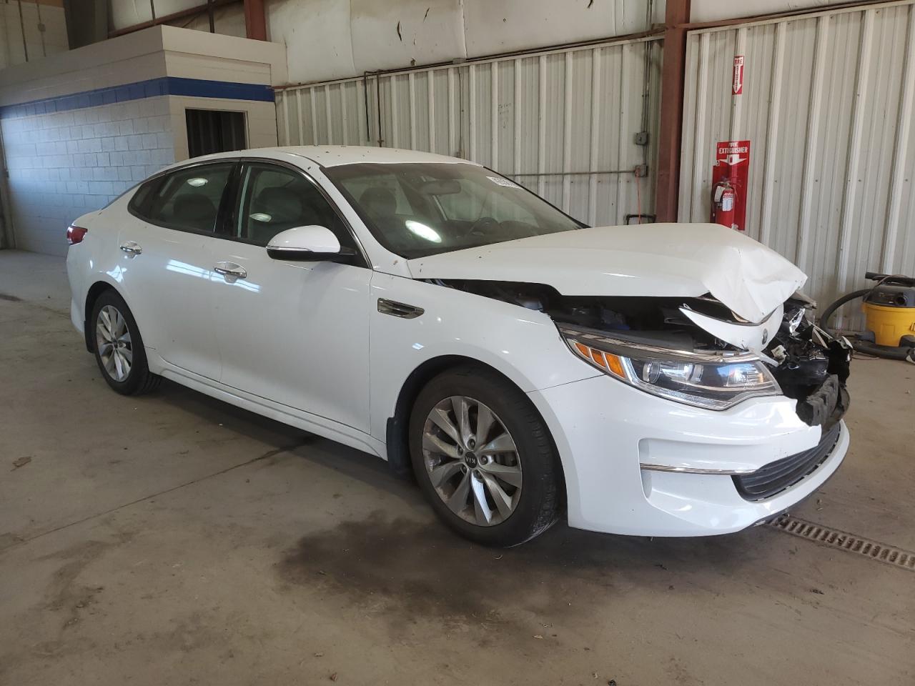 2018 Kia Optima - Image 4