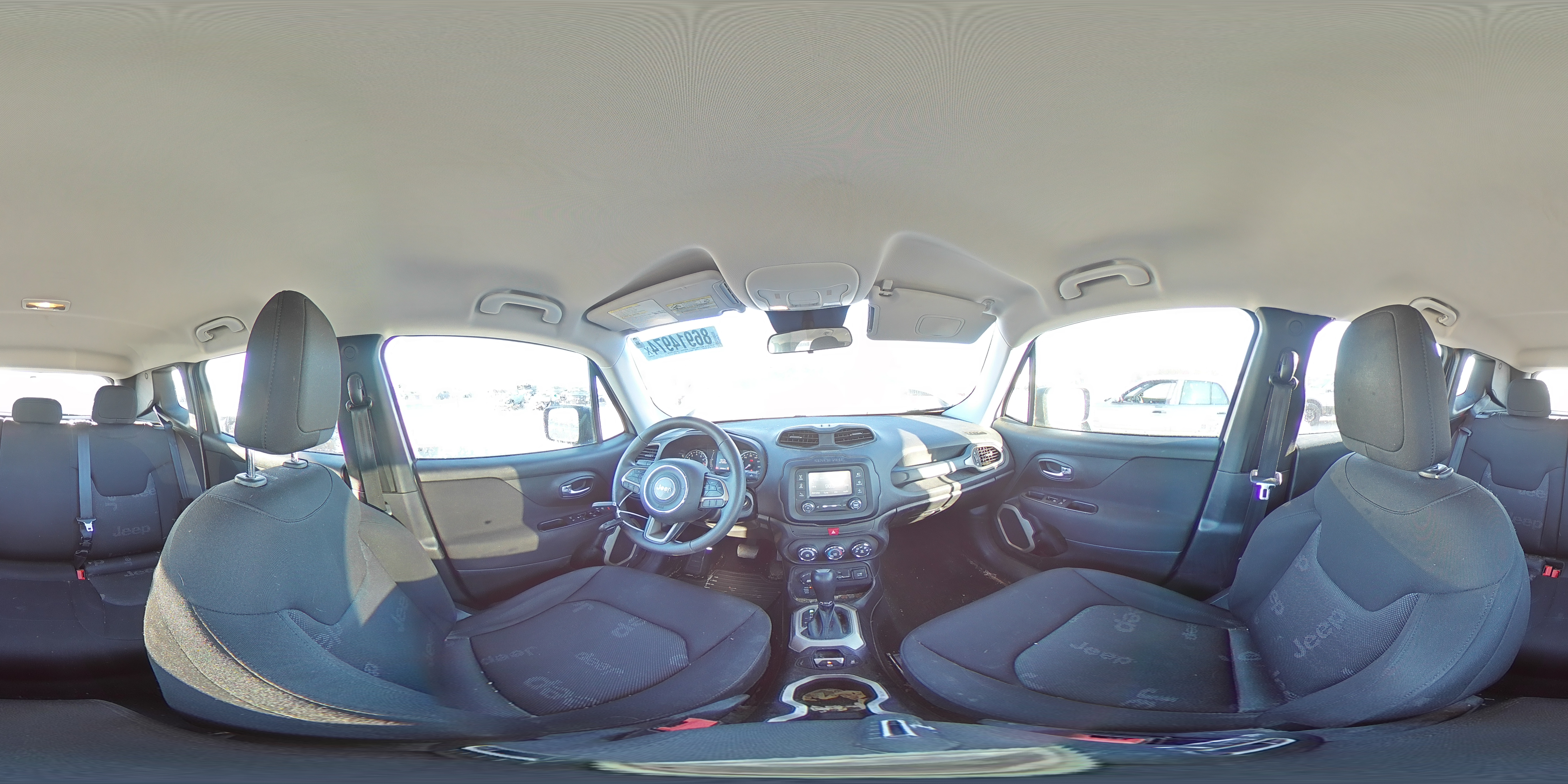 2016 Jeep Renegade - Image 13