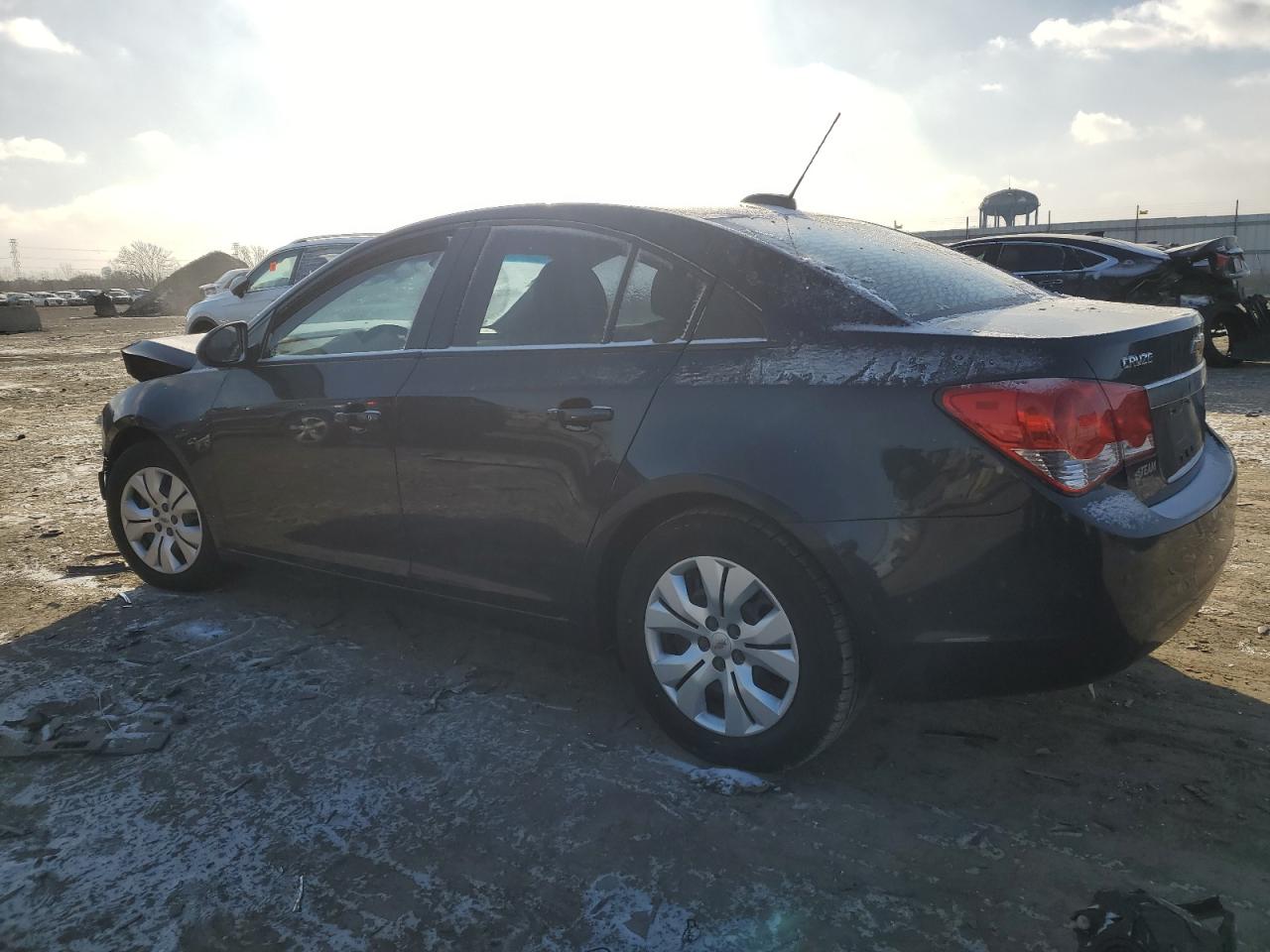 2015 Chevrolet Cruze - Image 2
