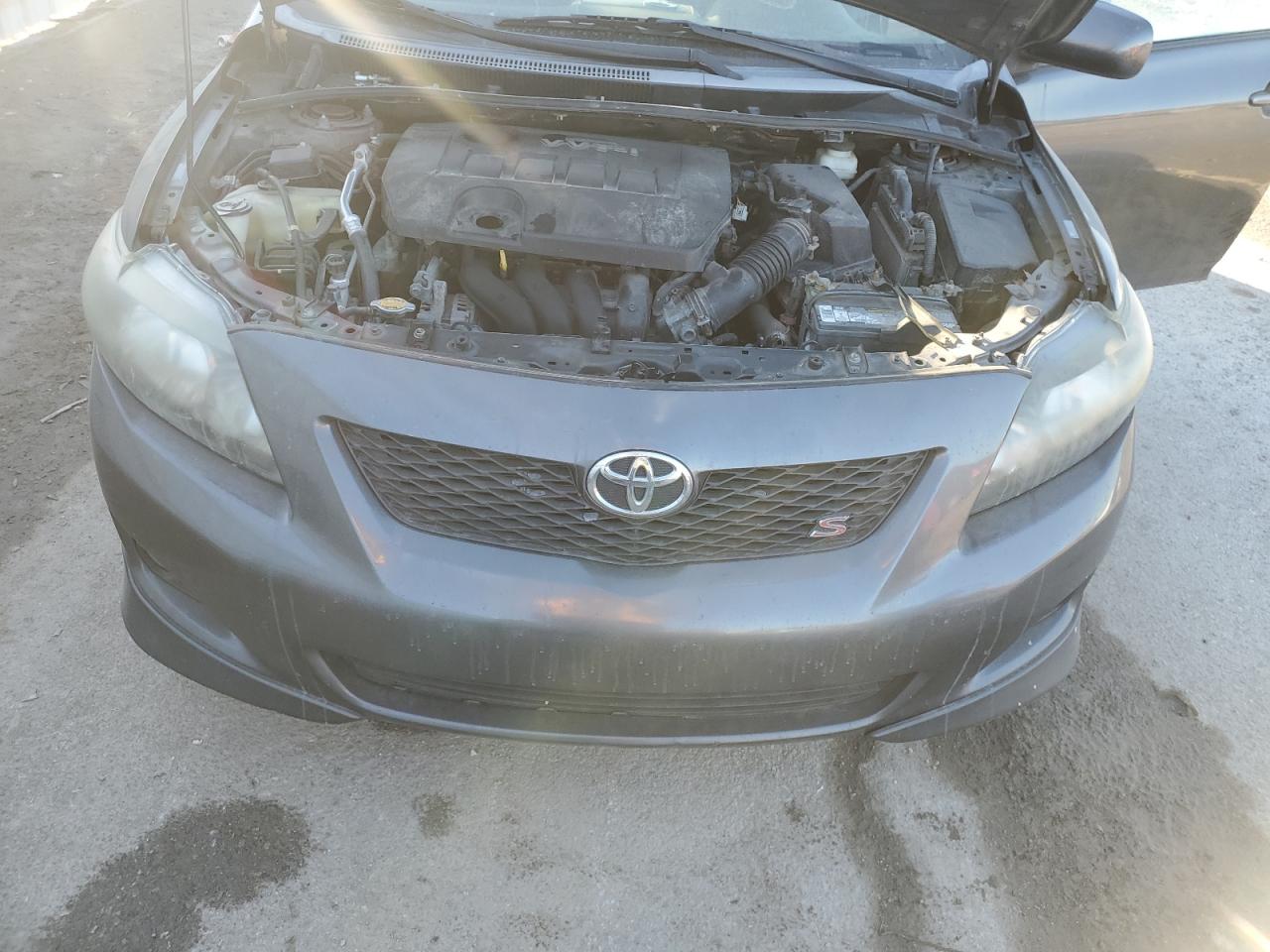 2010 Toyota Corolla - Image 11