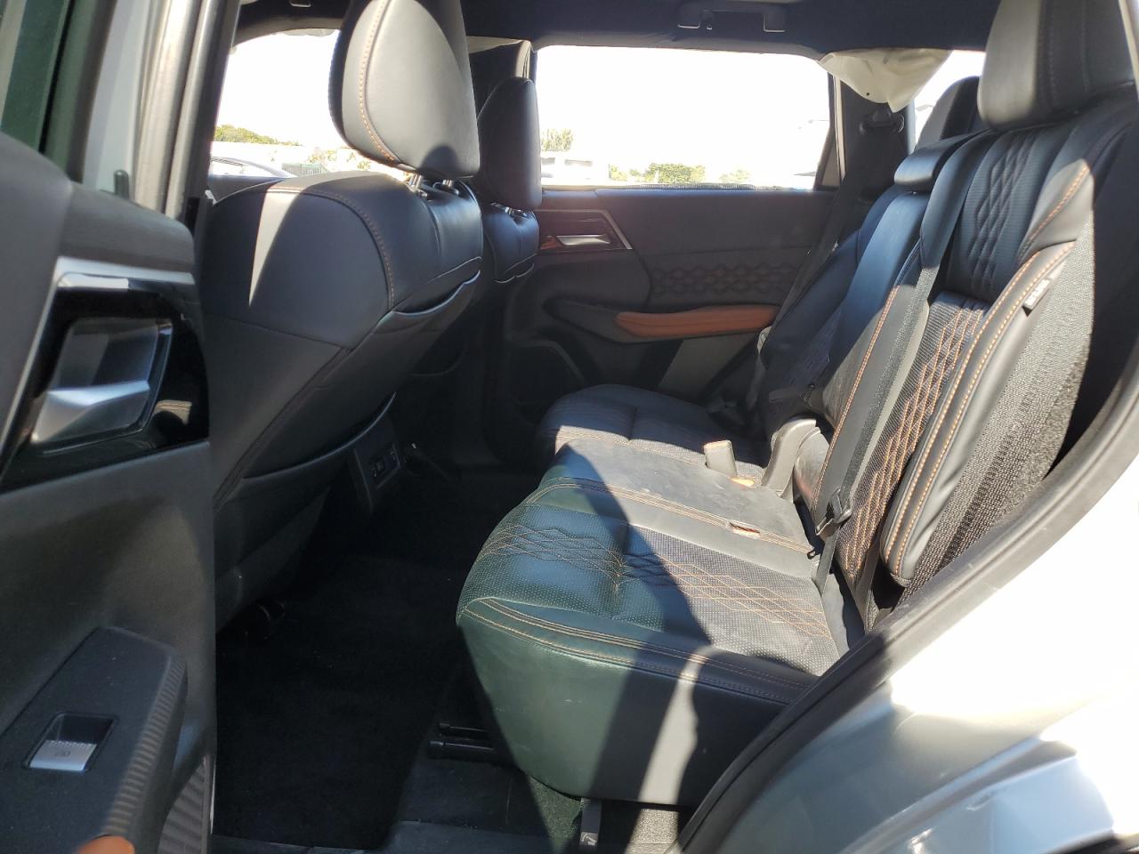 2022 Mitsubishi Outlander Sel VIN: JA4J3VA82NZ085045 Lot: 87551605