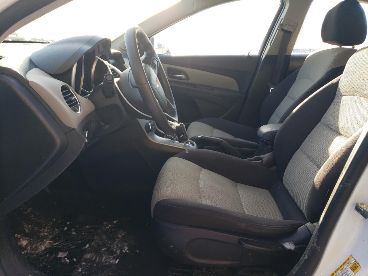 2014 Chevrolet Cruze - Image 7