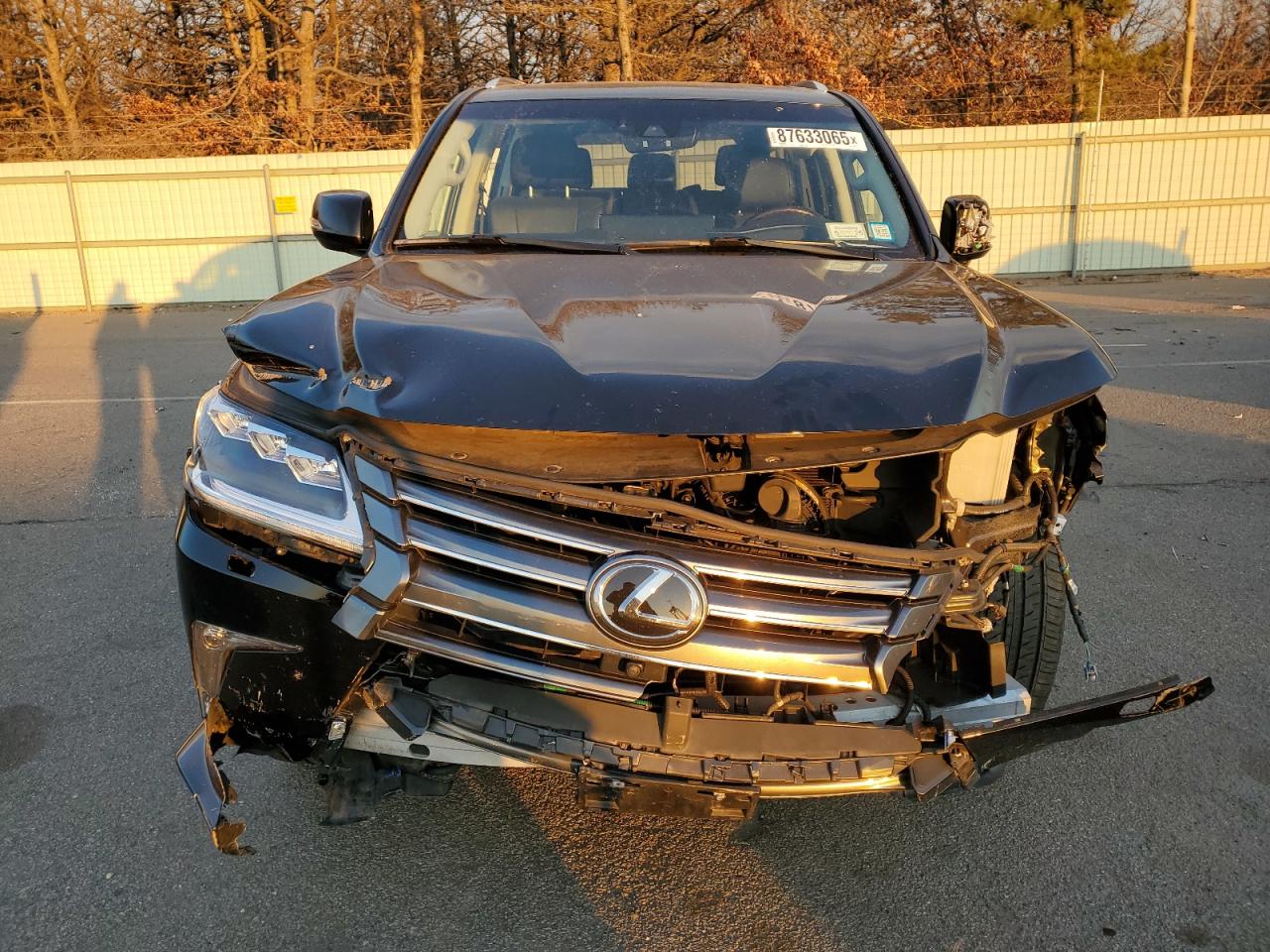 2021 Lexus LX - Image 5