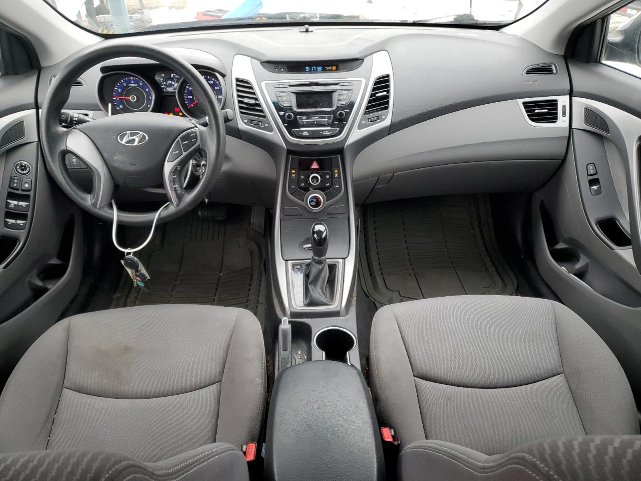 2014 Hyundai Elantra - Image 8