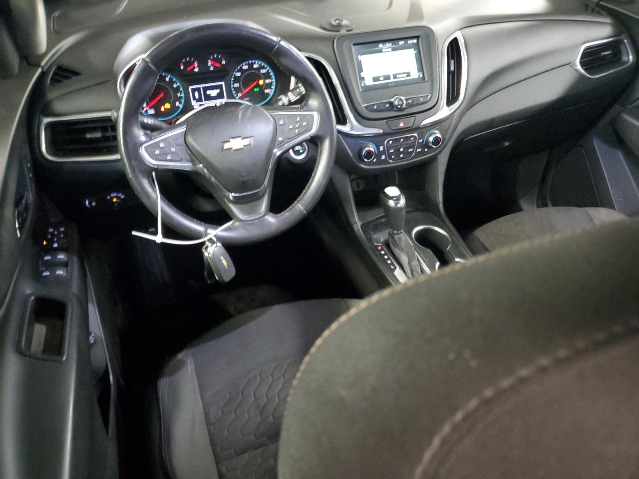2018 Chevrolet Equinox - Image 8