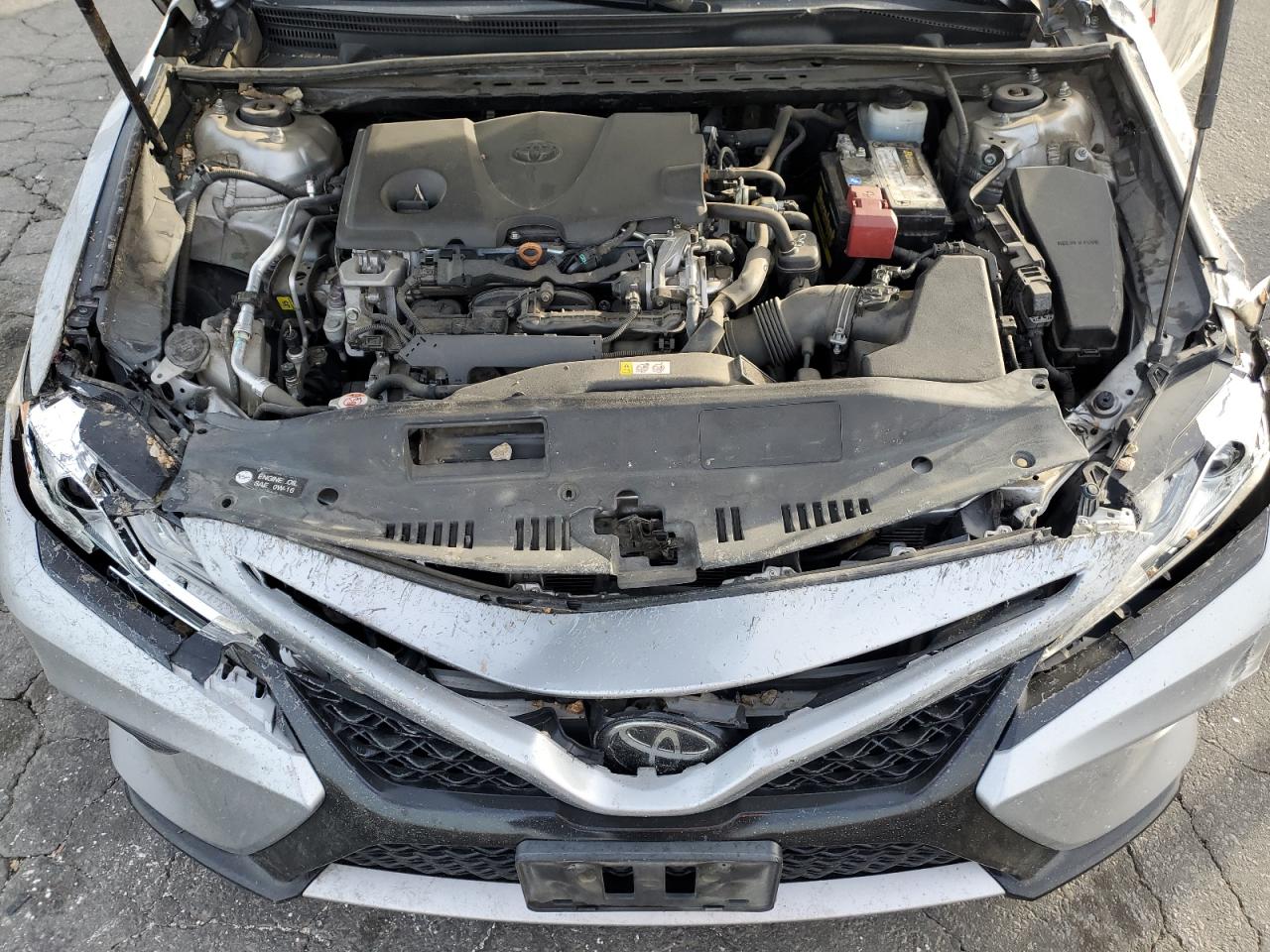 2020 Toyota Camry - Image 12