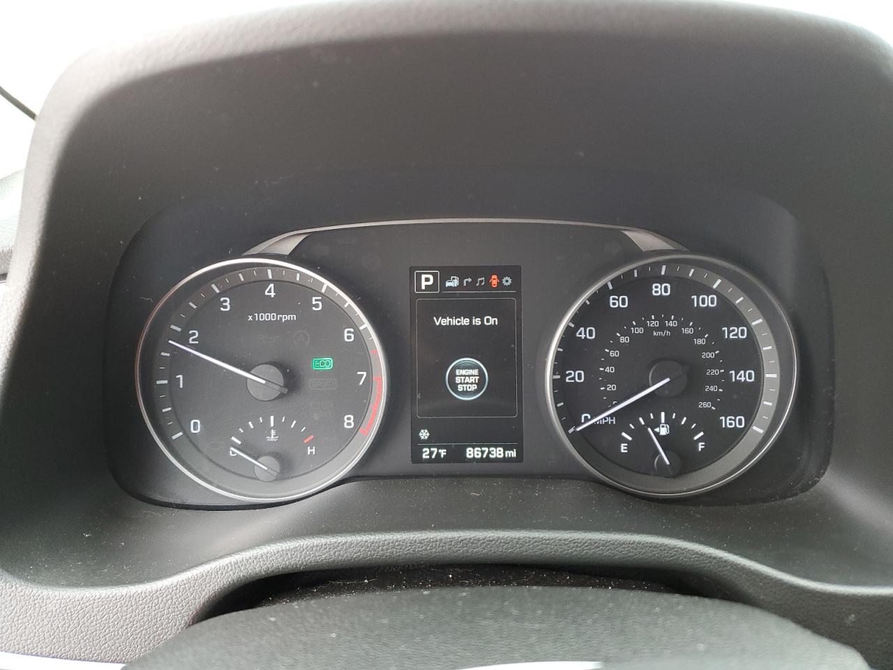 2017 Hyundai Elantra - Image 9