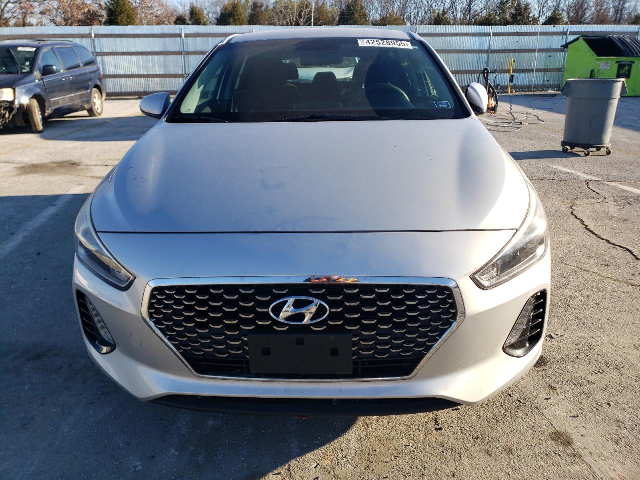 2018 Hyundai Elantra - Image 5