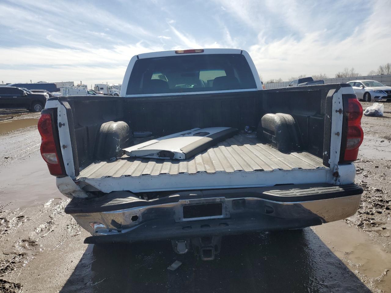 2001 Chevrolet Silverado - Image 6