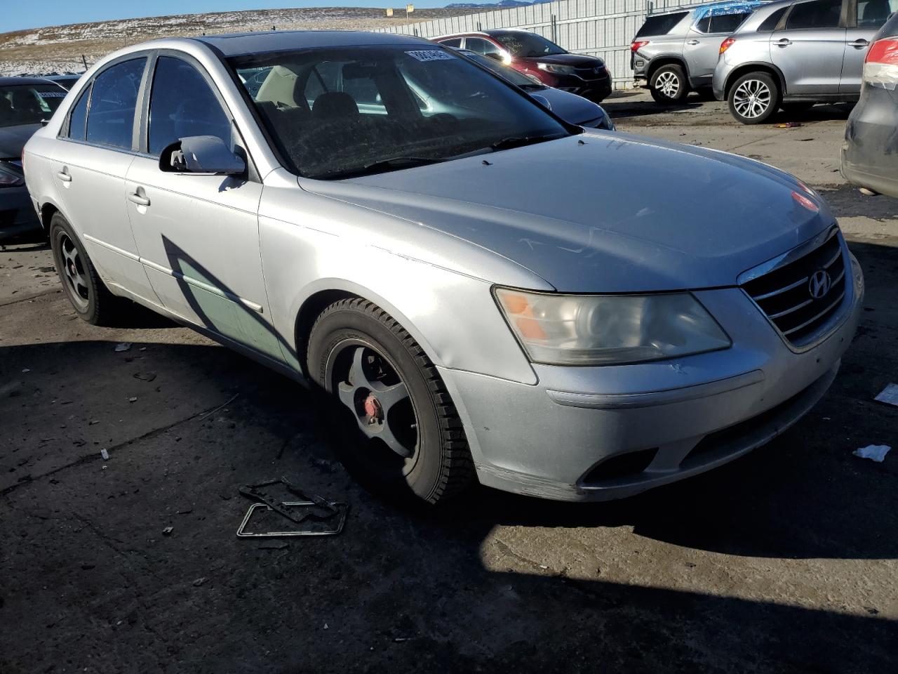2009 Hyundai Sonata - Image 4