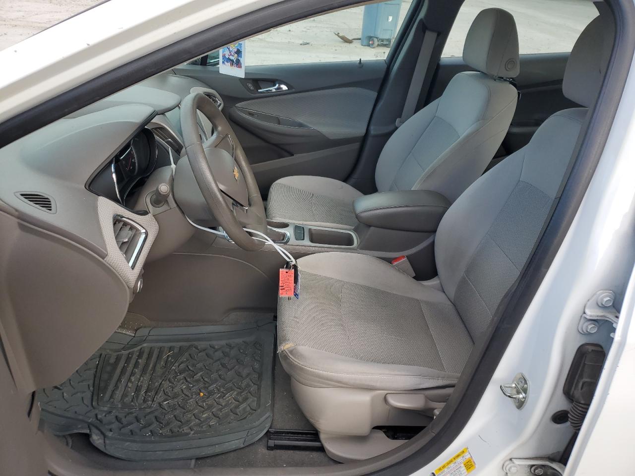 2018 Chevrolet Cruze - Image 7