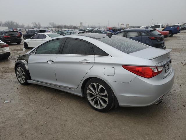  HYUNDAI SONATA 2013 Серебристый