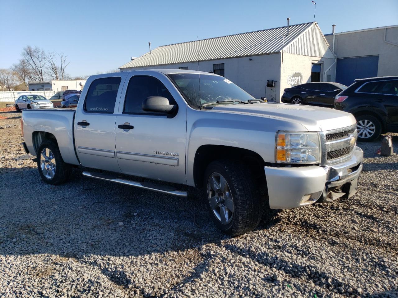 2011 Chevrolet Silverado - Image 4