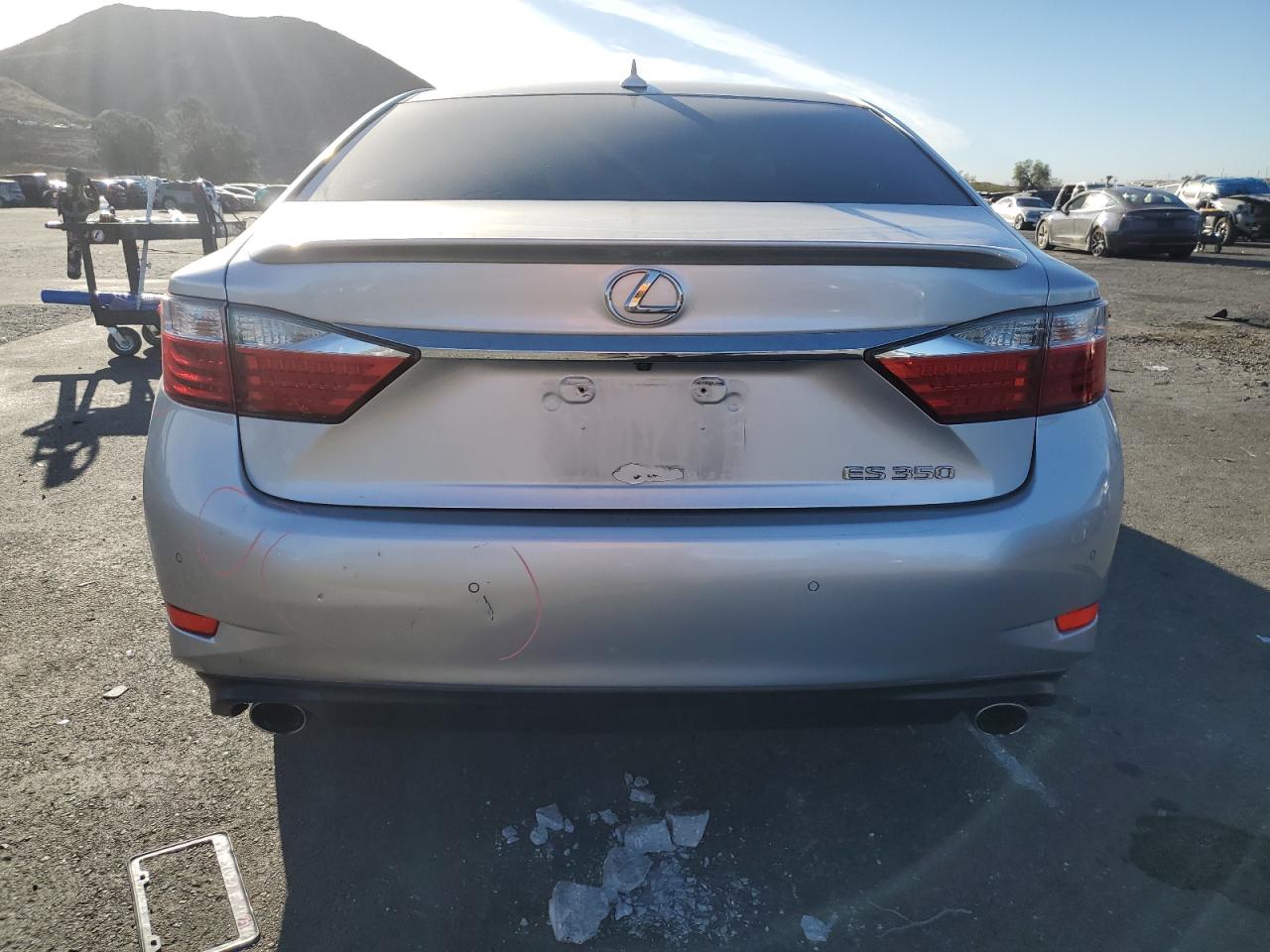 2014 Lexus ES - Image 6