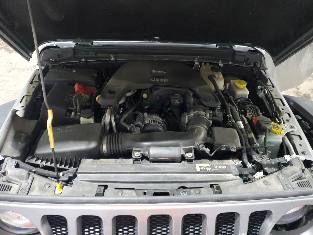2020 Jeep Wrangler - Image 11
