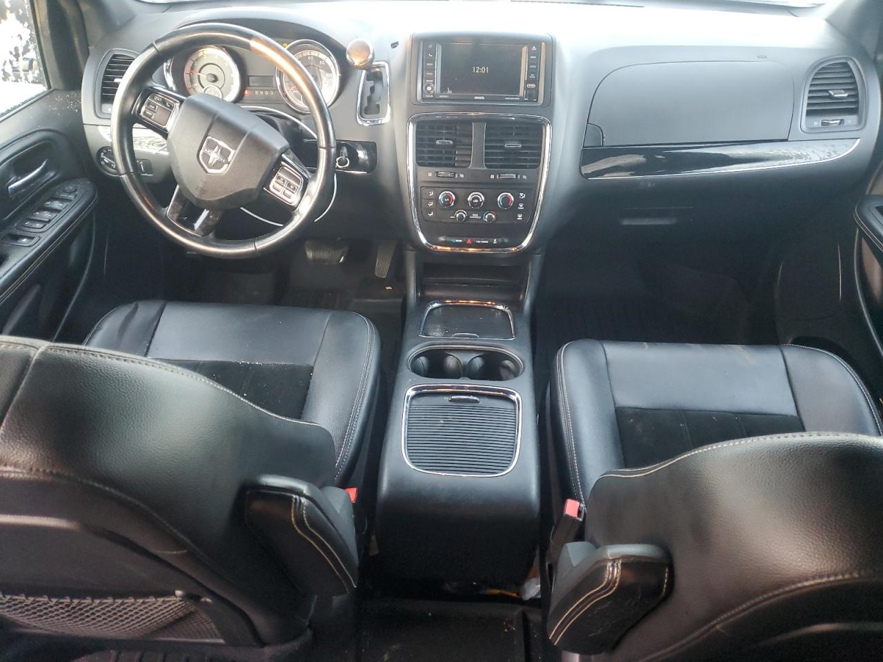 2016 Dodge Caravan - Image 8