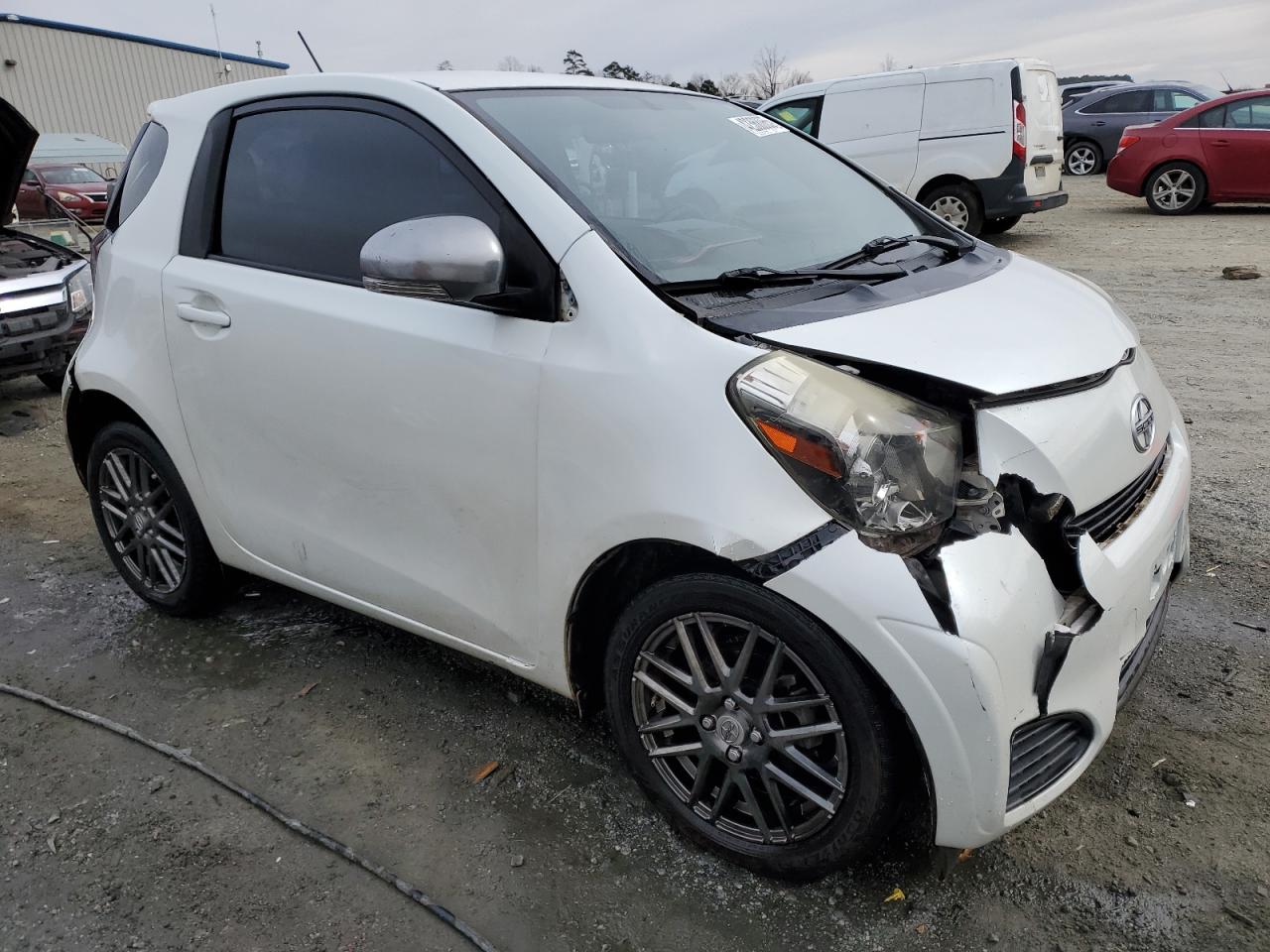 2012 Toyota iQ - Image 4
