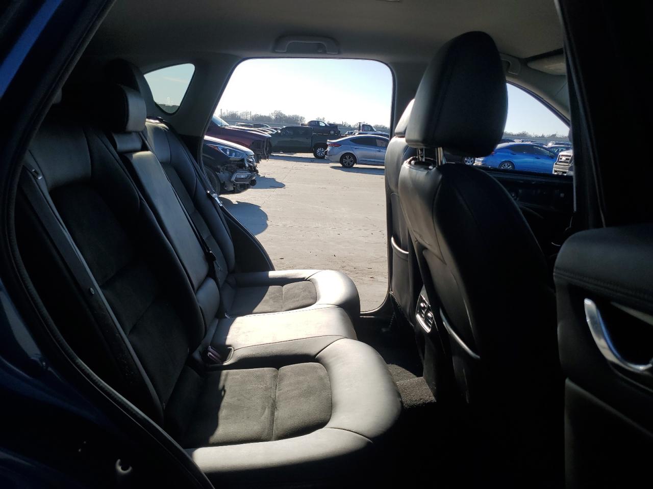 2017 Mazda CX-5 - Image 11