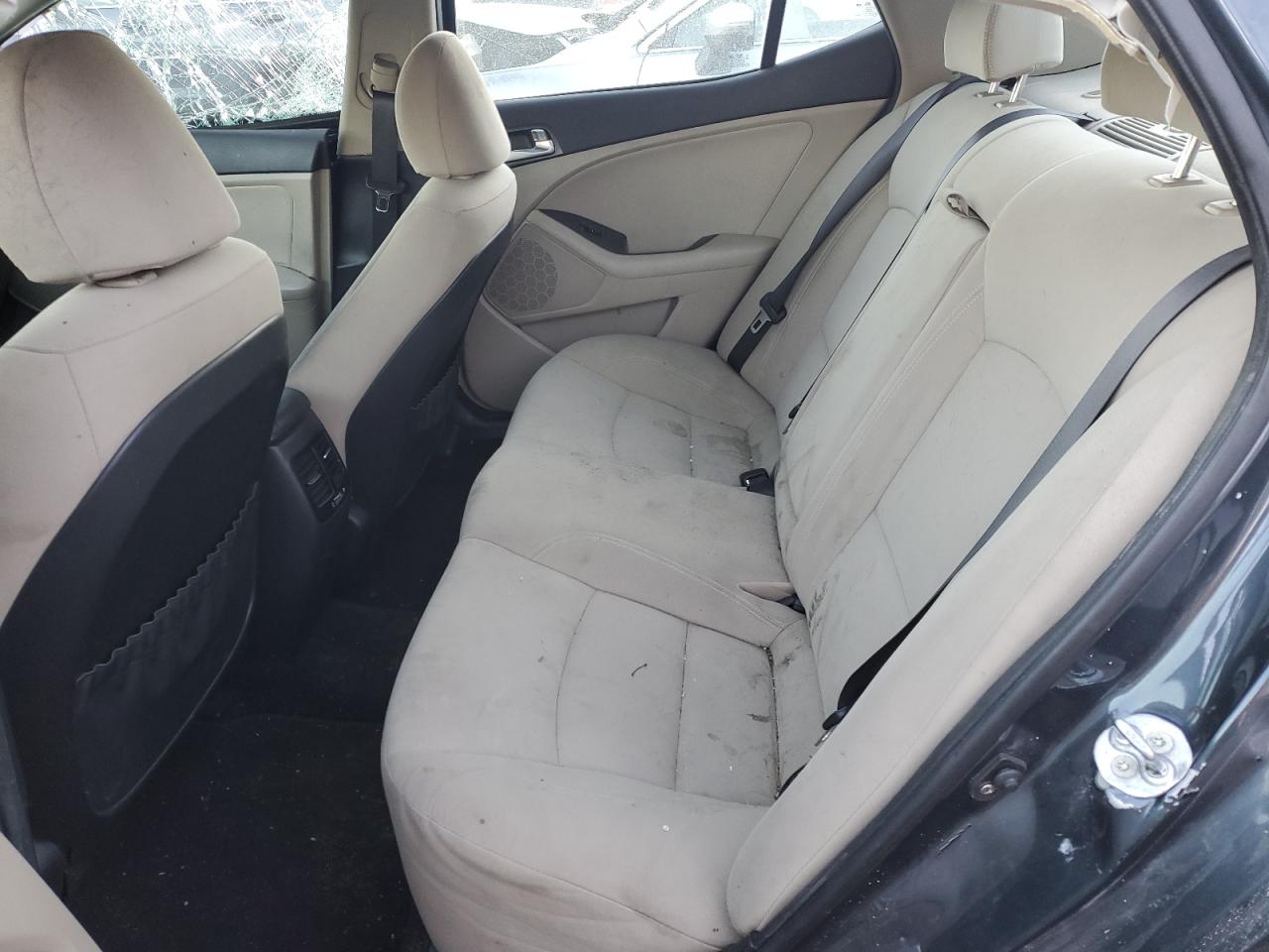 2015 Kia Optima - Image 10