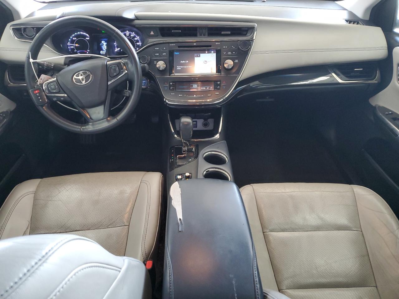 2015 Toyota Avalon - Image 8
