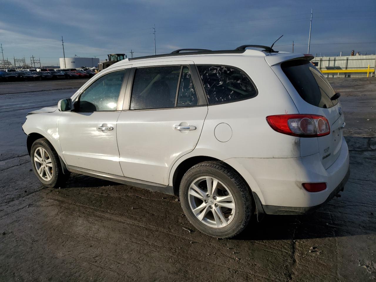 2011 Hyundai Santa Fe - Image 2
