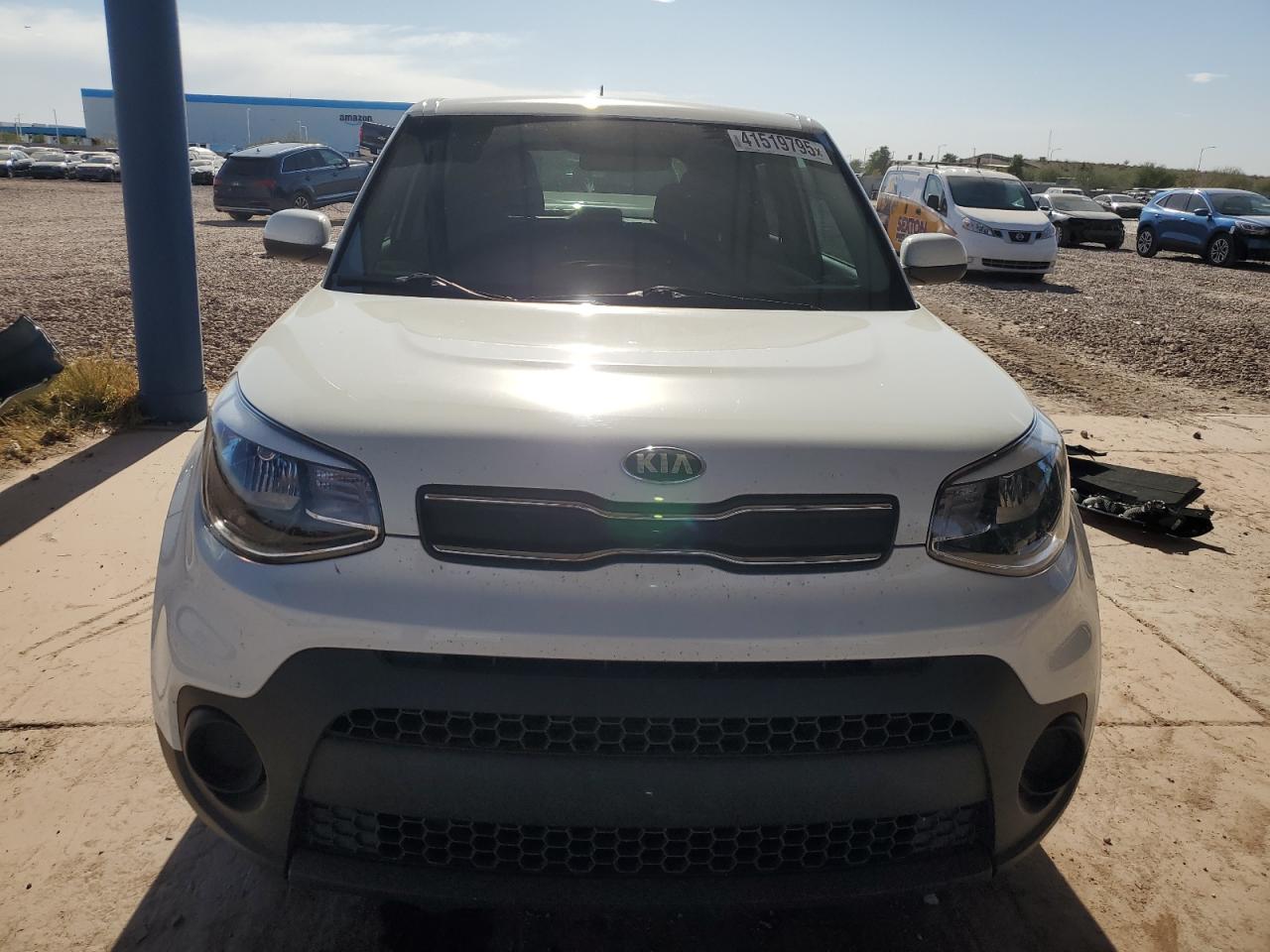 VIN KNDJN2A24J7619646 2018 KIA SOUL no.5