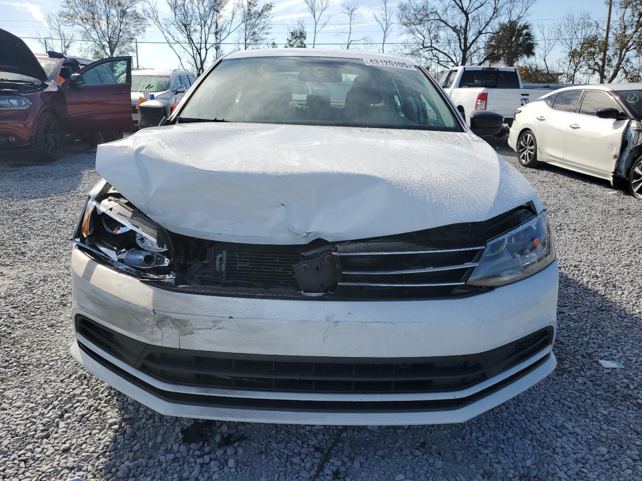 2015 Volkswagen Jetta - Image 5