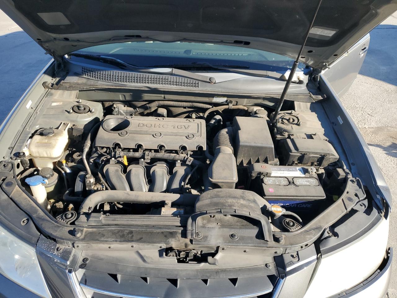 2009 Hyundai Sonata - Image 12